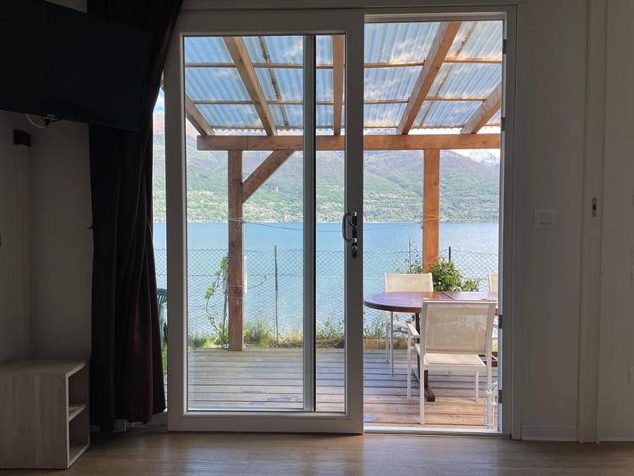 Camping pour 4 personnes, avec vue ainsi que terrasse et vue sur le lac dans Lac de Côme - 4