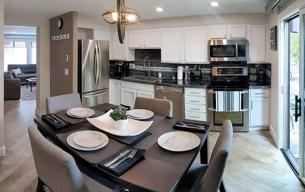 Ganze Wohnung, Modern Comfort in Prime Location: Stylishly Remodeled Condo Steps from Downtown in Jackson (WY), Grand Teton Nationalpark