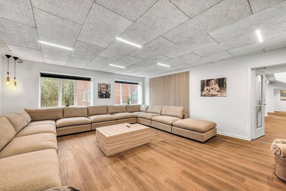 Exclusive pool house/conference center with Gymnasium. in Erslev, Morsø