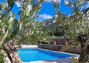 Cottage pour 2 personnes, avec jardin et piscine à Maubec