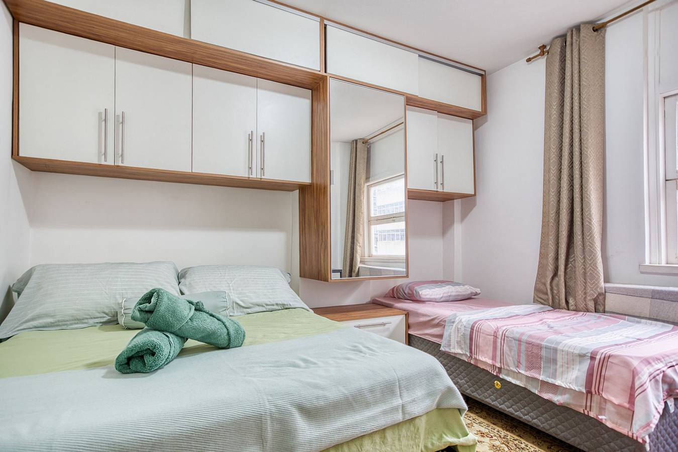 Entire apartment, Apartamento c Fechadura Eletrônica a 200m do Metrô in República, São Paulo