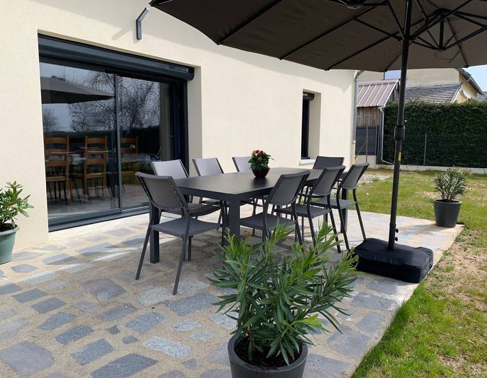 Gîte pour 8 personnes, avec jardin et terrasse dans Peyre-en-Aubrac - 2