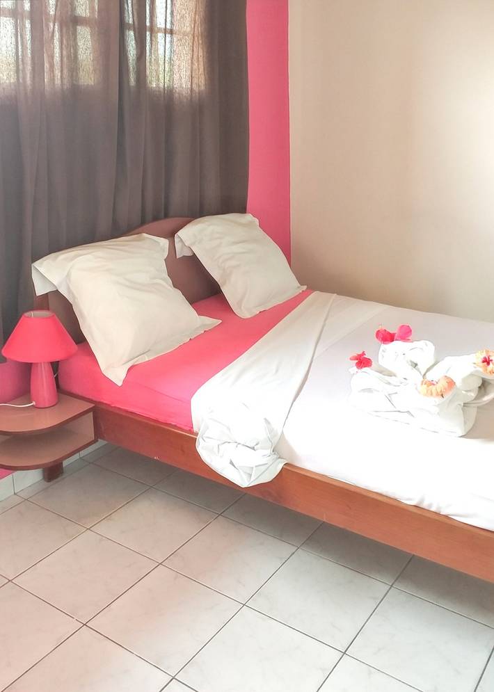 Gîte pour 2 personnes, avec piscine et balcon à Sainte-Anne (Martinique) - 3