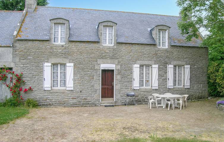 Location de vacances pour 8 personnes, avec jardin à Plomeur - 2