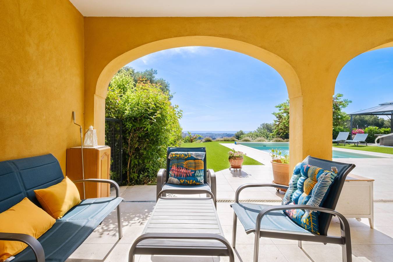 Villa „Privée Avec Piscine“ mit Meerblick, privatem Pool und Wlan in Cagnes-sur-Mer, Mittelmeerküste (Frankreich)