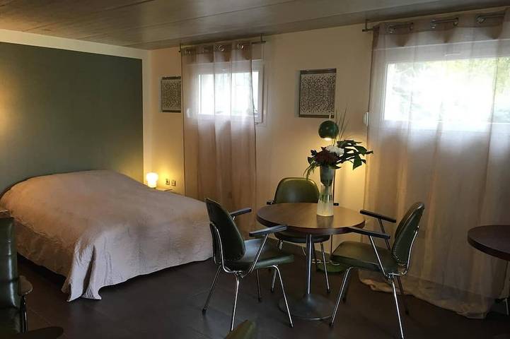 Gîte pour 2 personnes, avec Terrasse et Jardin à Steinbrunn-le-Bas