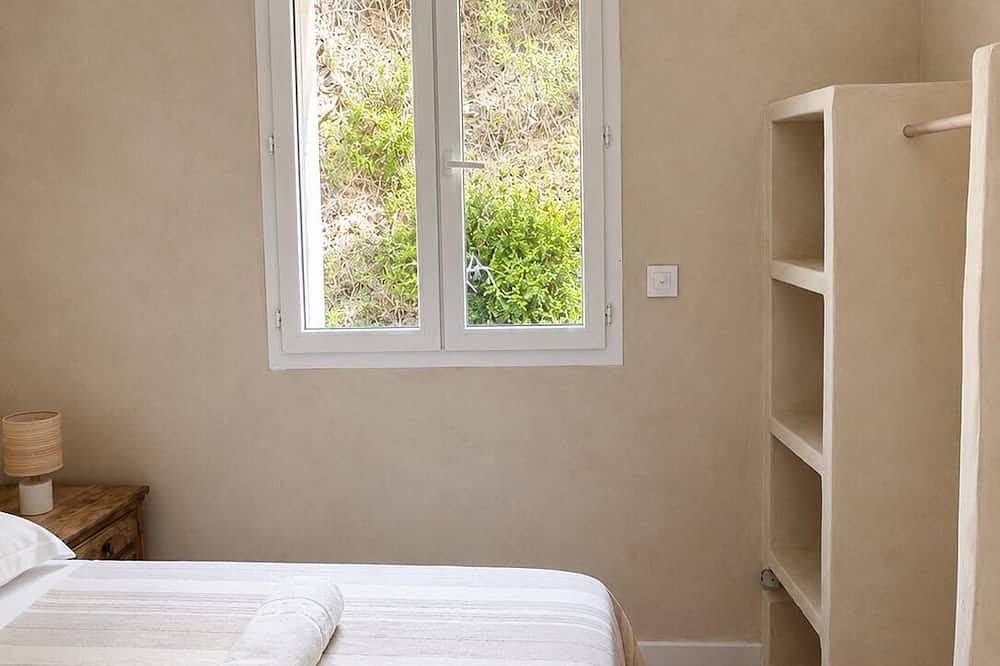 Entire apartment, Malva Property, L'Alimea Apartment in Alata, Ajaccio region