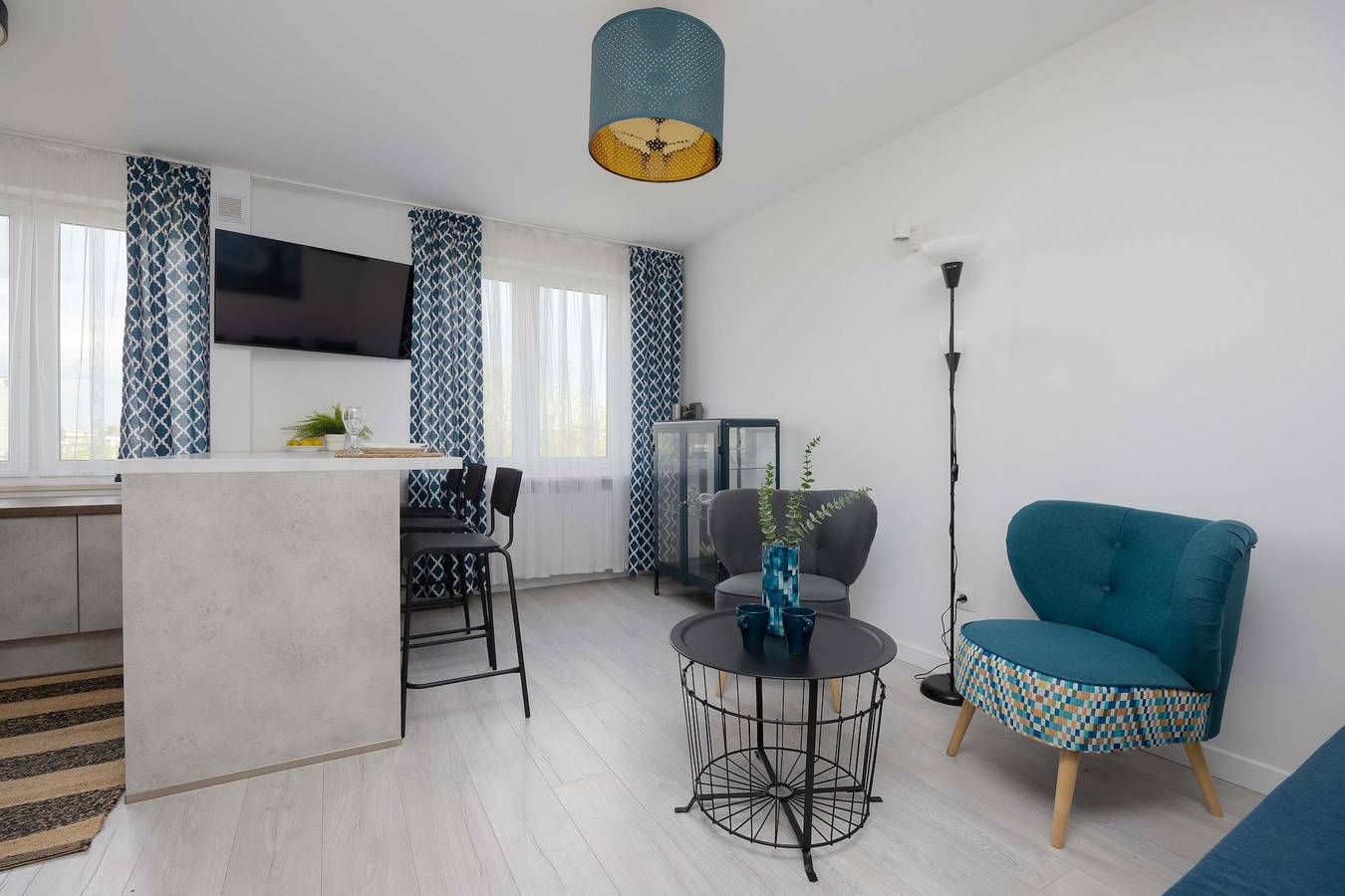 Entire apartment, Karmelicka 19 Warsaw Bright Apartment Near Centre in Warsaw Śródmieście, Warsaw