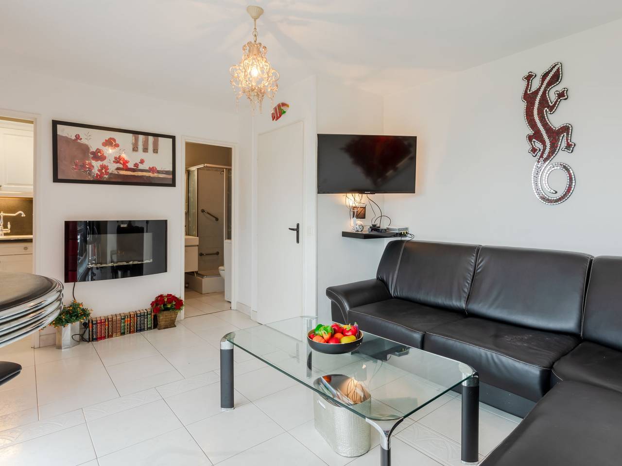 Entire apartment, Les flots bleu in Trouville-sur-Mer, Lisieux region
