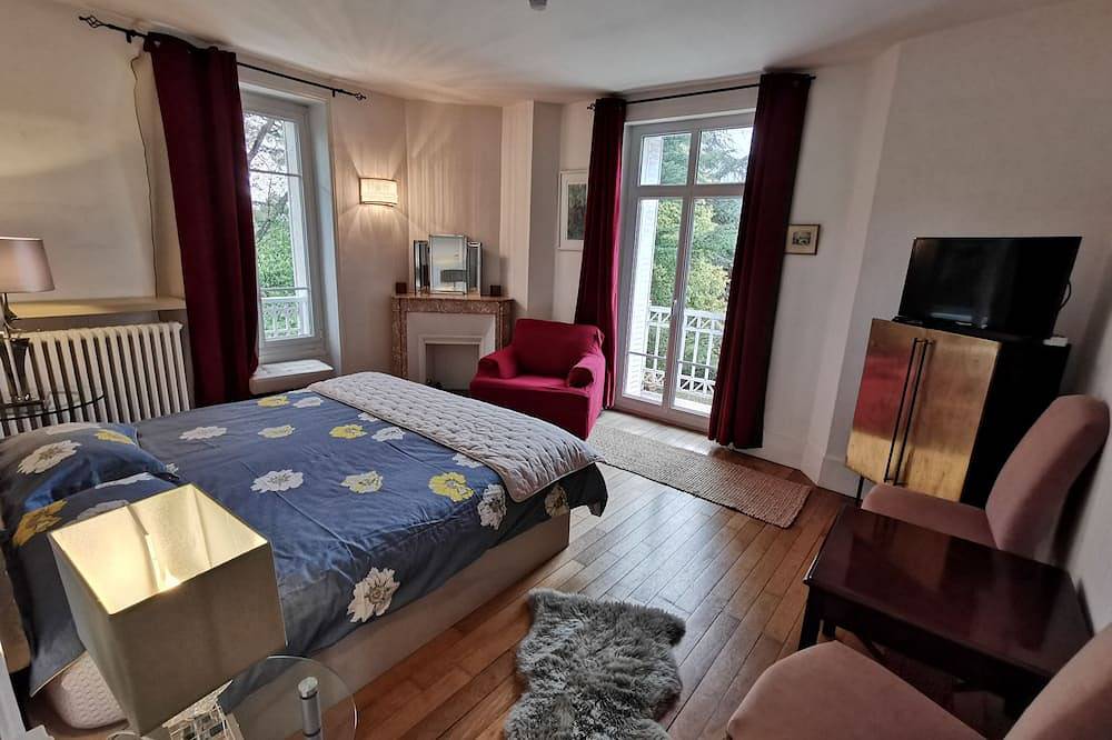 Belle maison familiale 12p avec piscine à proximité des Châteaux et de Blois in Cellettes, Région de Blois