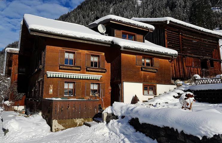 Ferienwohnung für 3 Personen, mit Terrasse und Ausblick in Silvretta Montafon