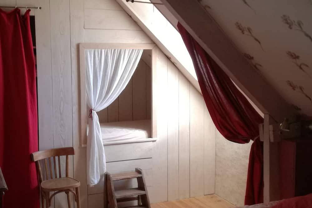 En vacances au Biâo Cotentin, retrouvez les plaisirs de la nature et des plages in Bretteville-sur-Ay, Région de Coutances