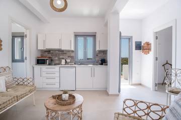 Apartment for 4 People in Paros, Paros Regional Unit, Photo 3