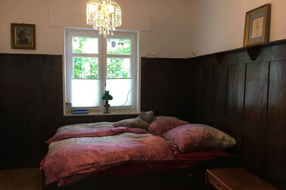 Villa Pleiser Hecke - gladly relocation or long-term tenants in Siegburg, Rhein-Sieg-Kreis