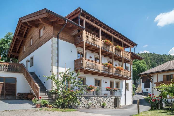 Appartamento per 3 persone, con Balcone e Giardino in Val Gardena