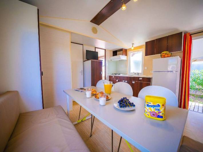Camping pour 6 personnes, avec terrasse et piscine à Frontignan