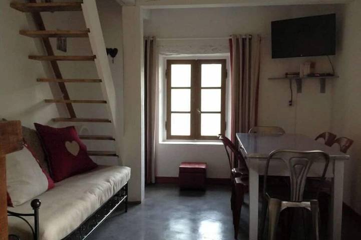 Gîte pour 6 personnes, avec jardin et jacuzzi à Reilhanette - 4