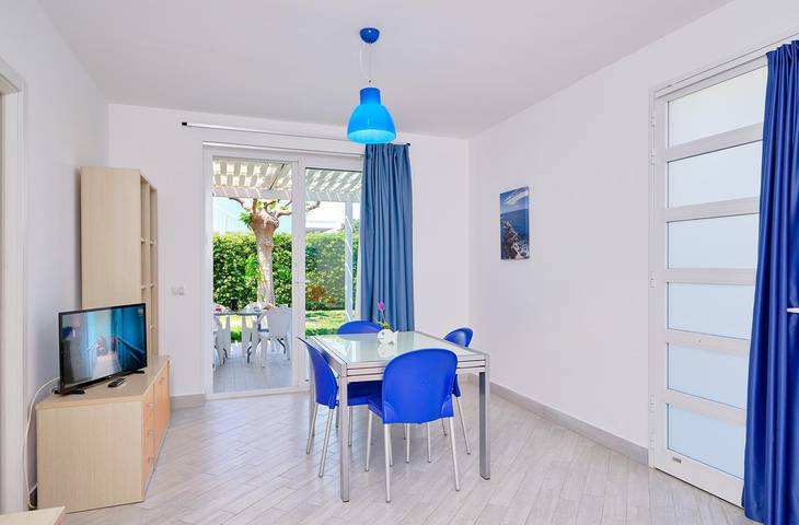 Residence for 4 people in Dolcevita Beach, Ragusa