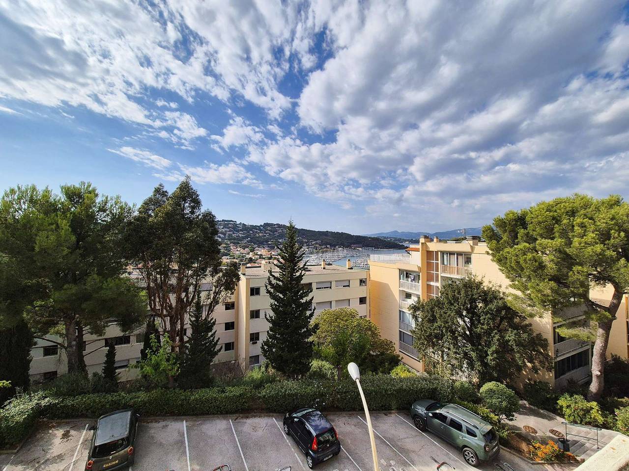 Apartamento vacacional entero, Magnífica vista del puerto, residencia con piscina in Saint-Mandrier-sur-Mer, Costa mediterránea (Francia)