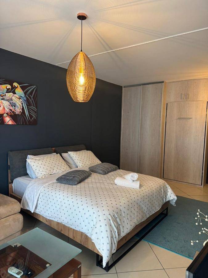 Gîte pour 3 personnes, avec vue et jardin dans Érétrie - 4