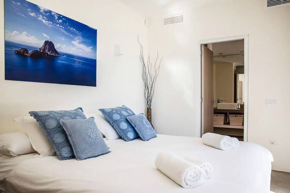Villas Algueras in S'Argamassa, Coast of Ibiza