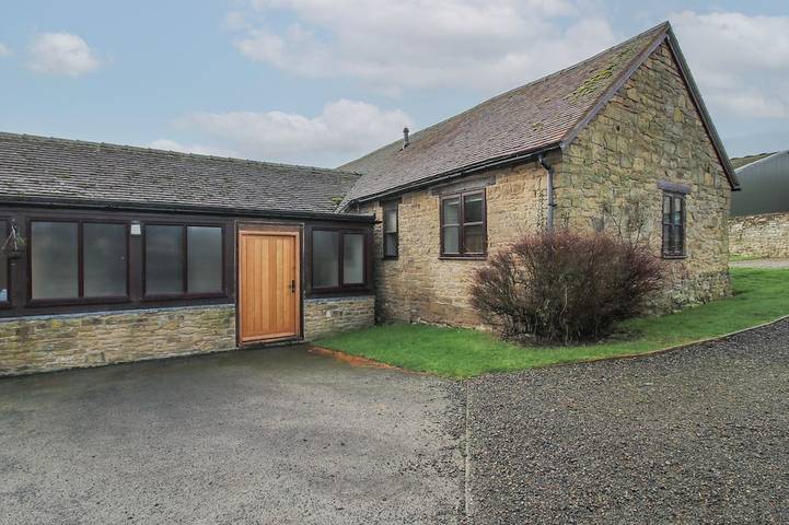 Cottage for 4 people, with garden and pool in Shropshire