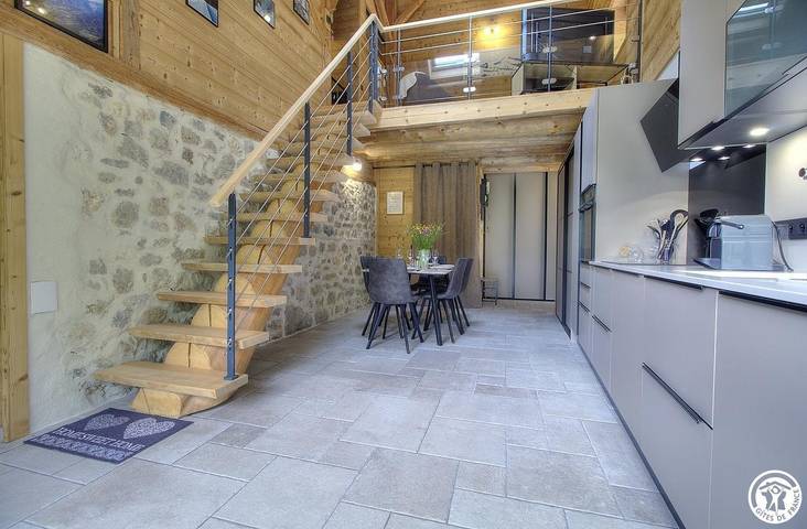 Casa de huéspedes para 6 personas, con terraza y jardín - 1
