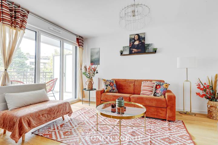 Location de vacances pour 4 personnes, avec Jardin à Suresnes