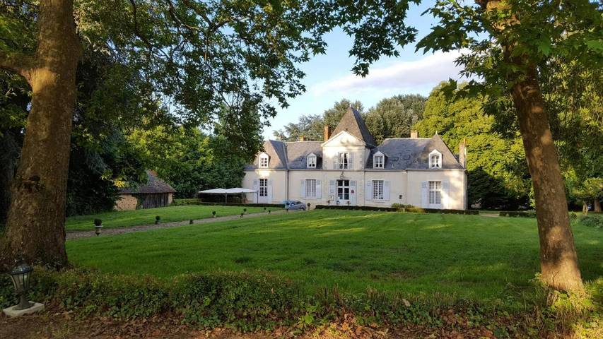 Hôtel pour 2 personnes, avec vue et jardin à La Milesse