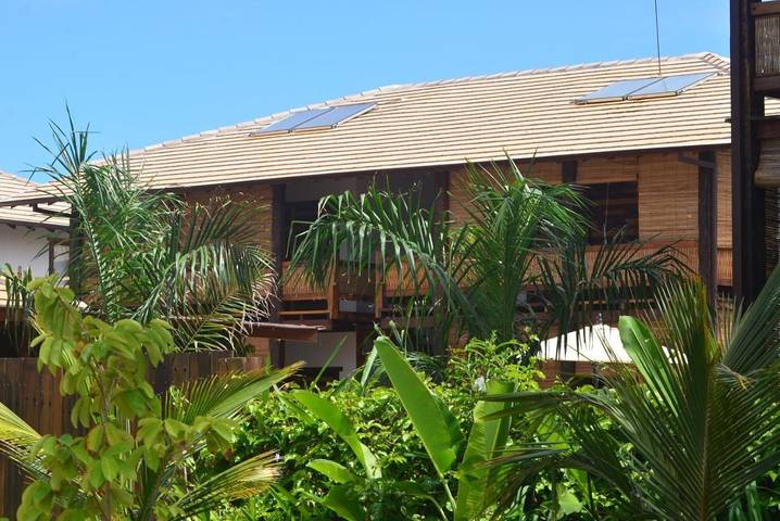 Casas e apartamentos de temporada para 2 pessoas, com jardim e piscina e ainda vista, com animais de estimação em Maraú