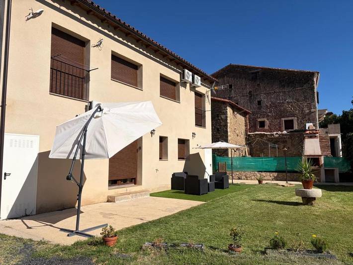 Apartamento de vacaciones para 6 personas, con Terraza además de Jardín y Vistas en Sierra de Gata - 2
