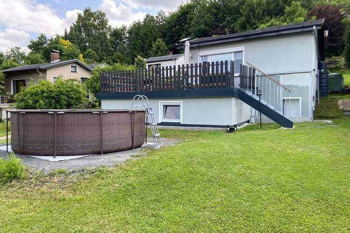 Blockhütte für 4 Personen, mit Terrasse und Garten, mit Haustier - 1