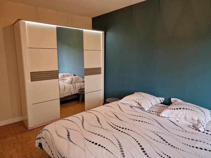 Location de vacances pour 6 personnes, avec jardin à Massiac - 4