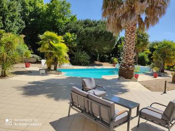 Gîte pour 3 personnes, avec vue ainsi que piscine et jardin à Saint-Maixent-sur-Vie