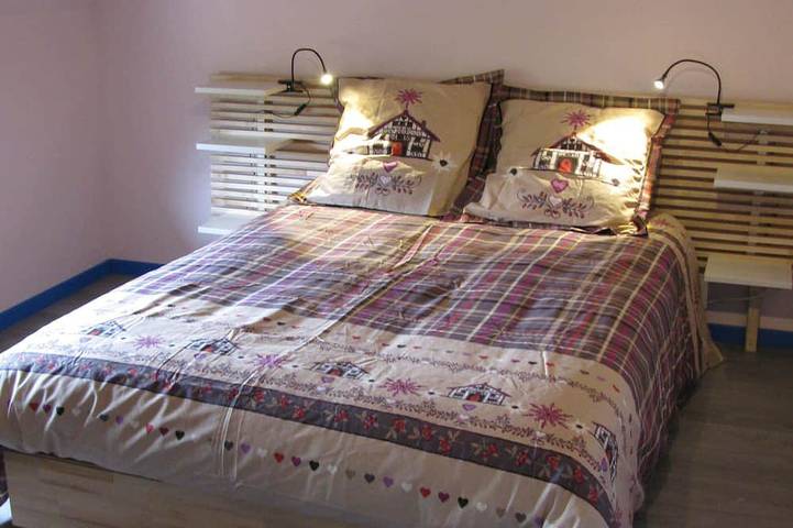 Gîte pour 4 personnes, avec jardin à Oneux - 2