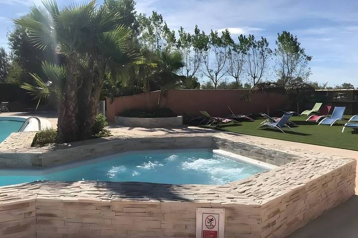 Camping für 6 Personen in La Tamarissière - 4