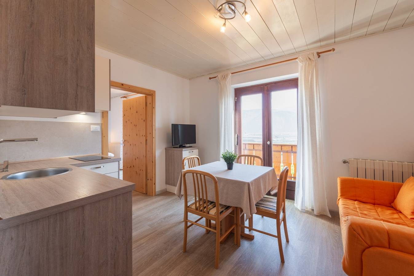 Ganze Wohnung, 723A Apartment Burgunderhof in Tramin an der Weinstraße, Nonsberggruppe