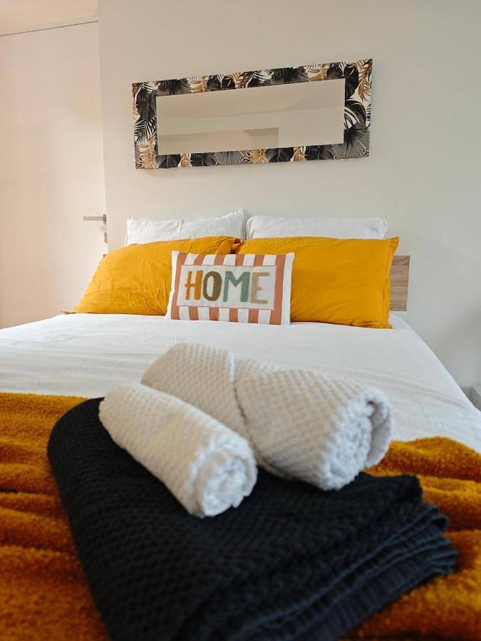 Gîte pour 3 personnes, avec Terrasse et Jardin dans Breuilpont