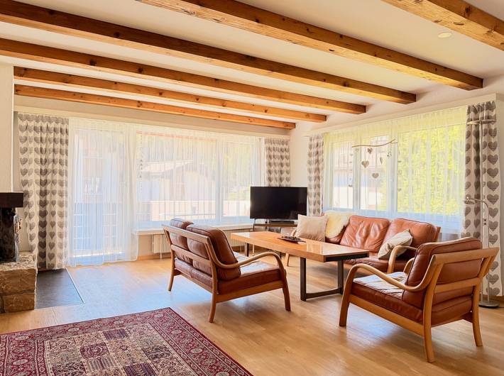 Ganze Ferienwohnung, Casa Zappaterra - 3.5 Zimmerwohnung - nahe Bergbahnen Laax in Laax GR 2, Laax