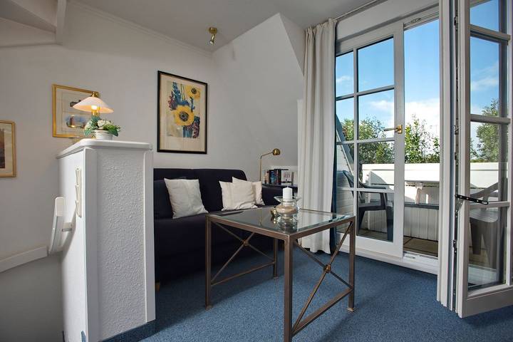 Ganze Wohnung, Gemütliche 2-Zimmer-Ferienwohnung, ruhig gelegen mit Balkon für max. 2 Personen. in Nordfriesische Inseln (Schleswig-Holstein) (Schleswig-Holstein), Sylt (Gemeinde)