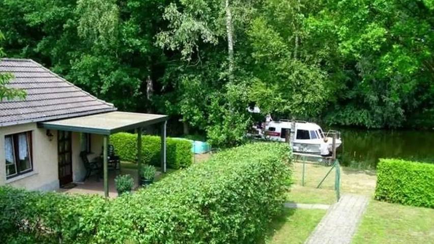 Ferienhaus für 2 Personen, mit Terrasse und Garten in Mecklenburg-Strelitz