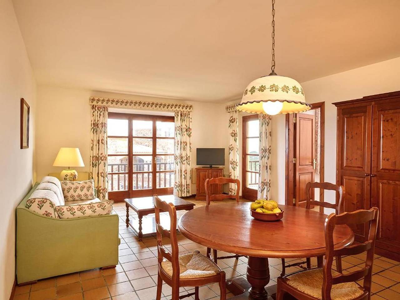 Ganze Wohnung, Ferienwohnung in Mas Nou mit Gemeinschaftspool in Platja d'Aro, Costa Brava