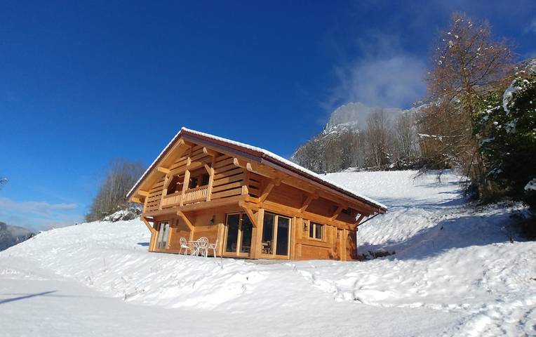 Chalet pour 8 personnes, avec balcon et jardin