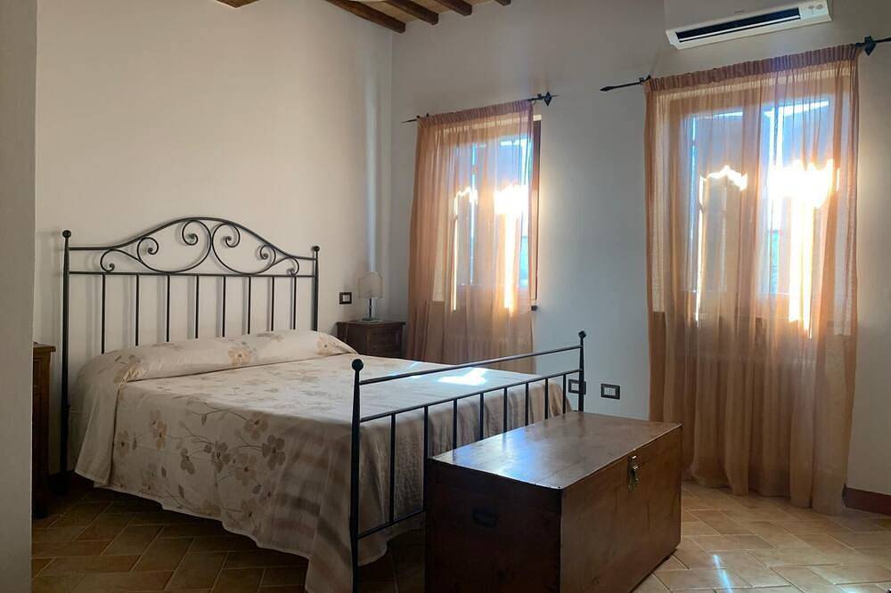 Villa with Pool, Spa, and Relaxation: A Paradise between Umbria and Tuscany in Umbertide, Valtiberina