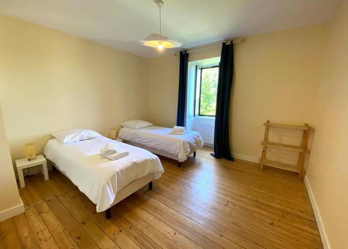 Location de vacances pour 12 personnes, avec vue et jardin à Locquénolé - 3