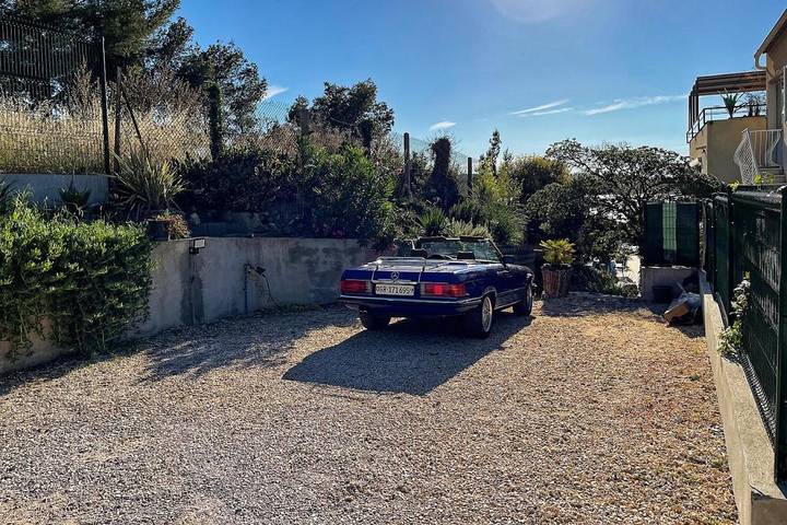 Location de vacances pour 10 personnes, avec vue sur le lac ainsi que jardin et vue, animaux acceptés dans Plage des Sablettes - 2