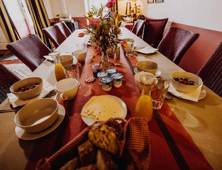 Location de vacances pour 14 personnes, avec jardin ainsi que vue et piscine à Ribaute - 2