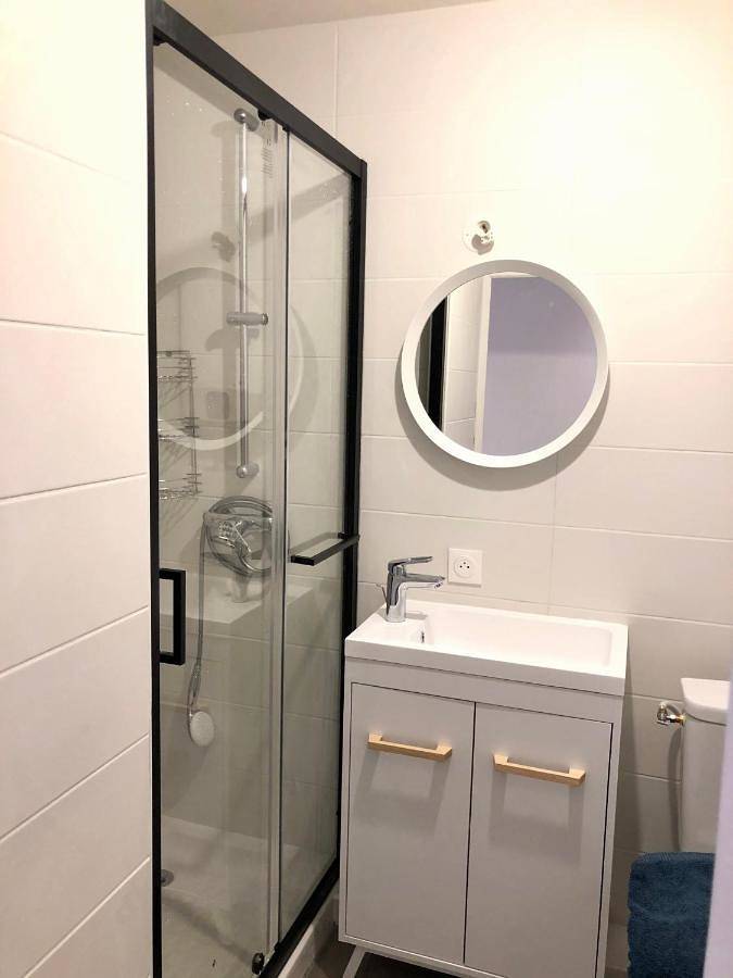 Appartement entier, Apartment - Ground Floor in La Tronche, Isère