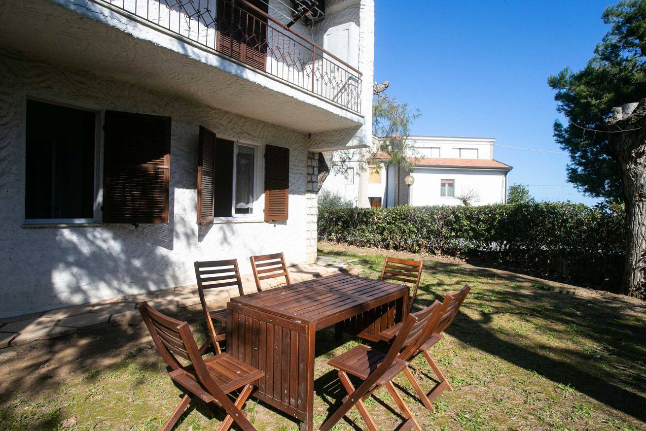 Apartamento entero, M081 - Marcelli, three-room apartment with garden at Residence Mareverde  in Marcelli, Riviera del Conero