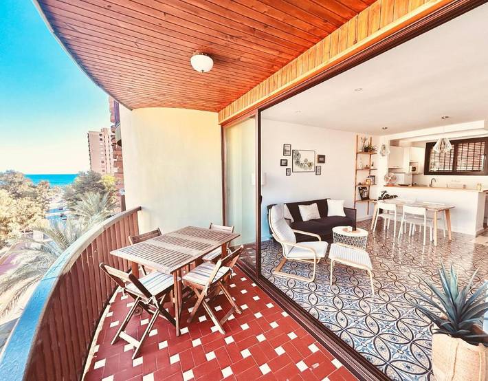 Ferienwohnung für 4 Personen, mit Ausblick und Garten sowie Pool - 1